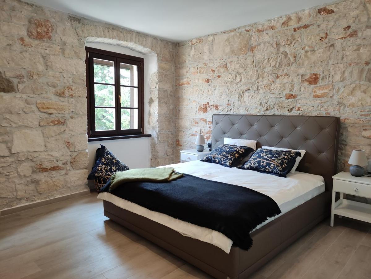 Apartvilla Castropola エクステリア 写真
