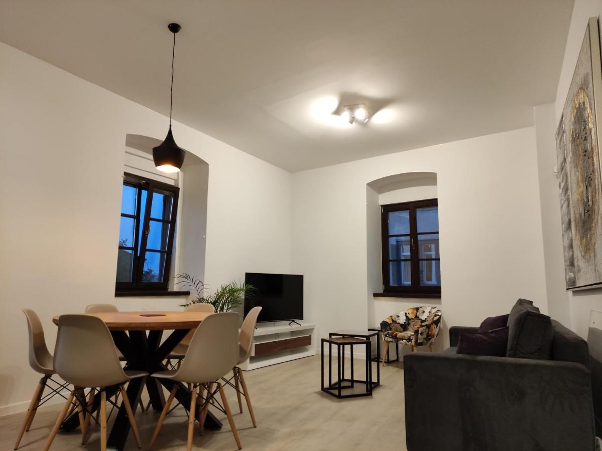 Apartvilla Castropola エクステリア 写真